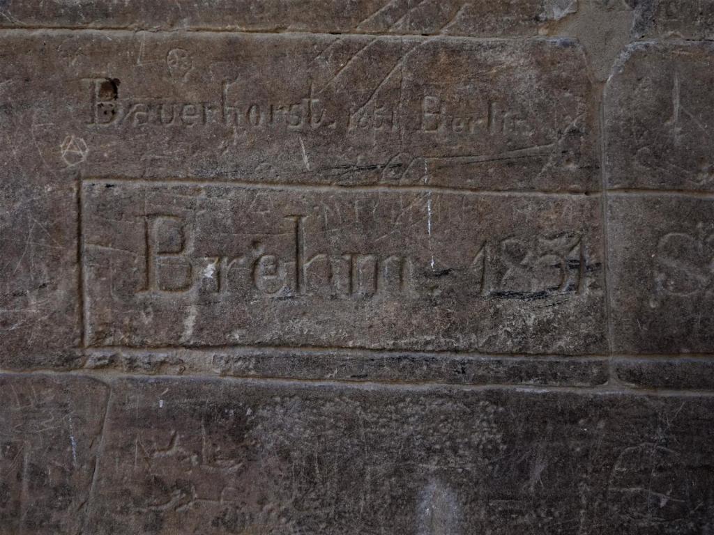 Philae: Trajanskiosk - Inschrift von Alfred Brehm (2023)