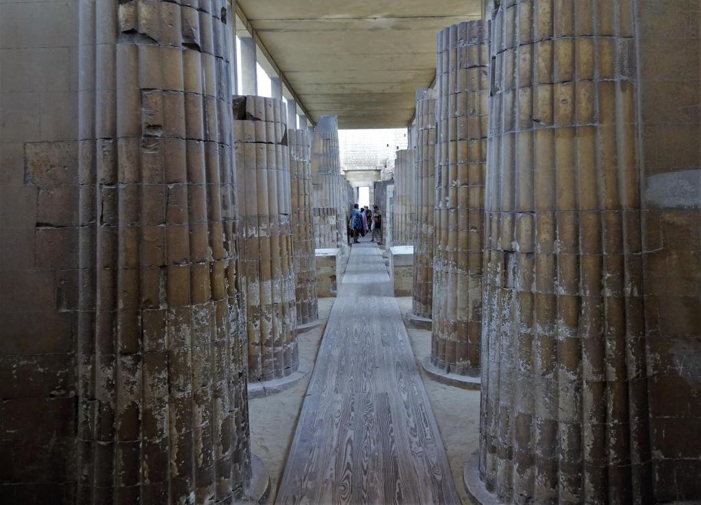 Sakkara: Djoser-Komplex Eingangskolonnade (2023)