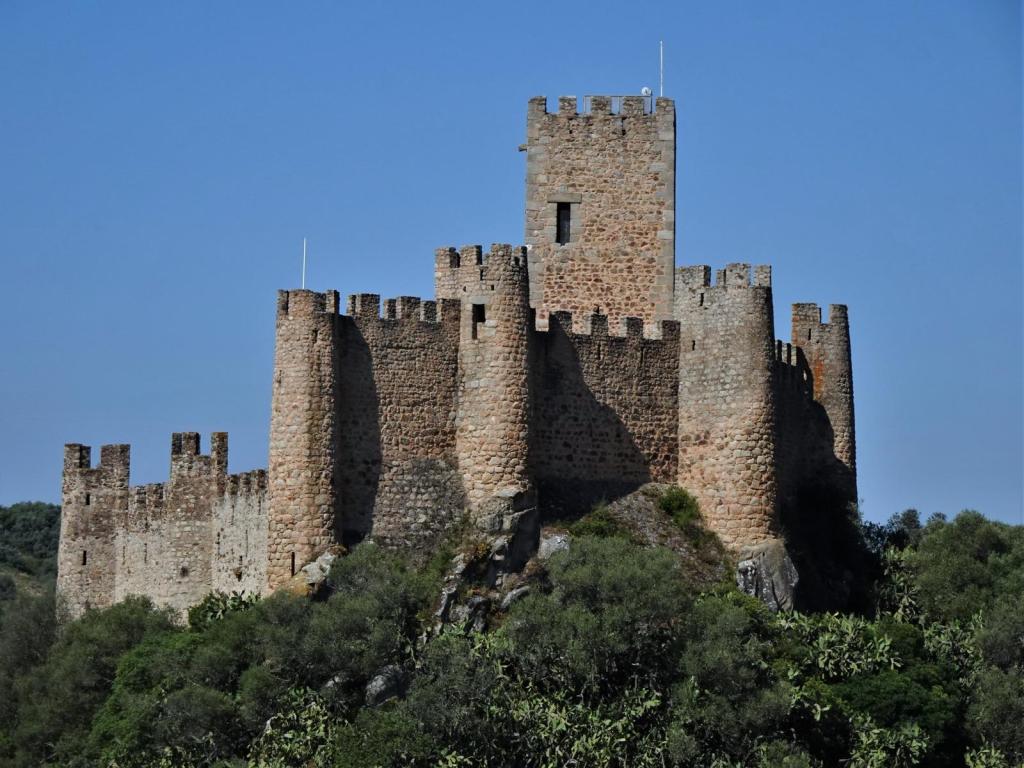 Almourol: Burg (2023)