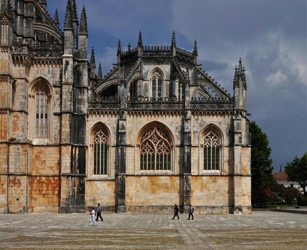 Batalha: Klosterkirche - Gründerkapelle [Westseite] (2023)