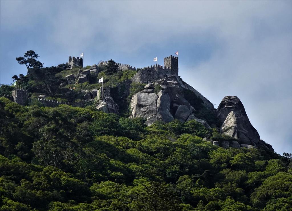 Sintra: Maurenburg (2023)