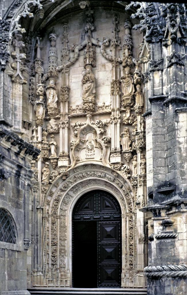 Tomar: Christusritterkloster Südportal der Christuskirche (1986)