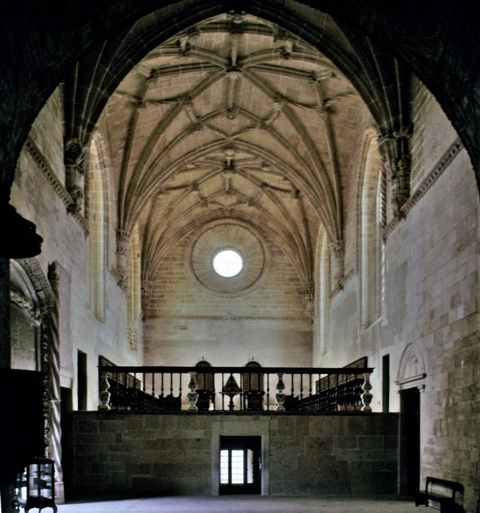 Tomar: Christusritterkloster - Christusritterkirche, Hochchor [oben], Kapitelsaal [Zugang unten] (1986)