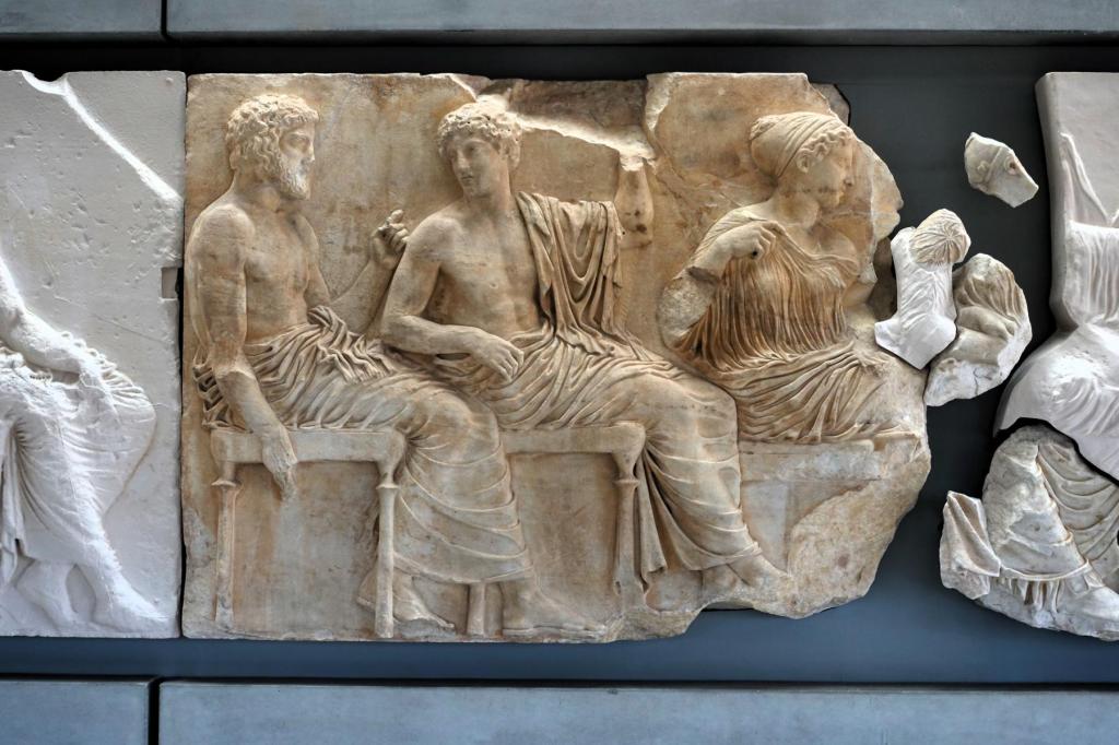 Athen: Akropolismuseum Ostfries Platte VI des Parthenons (2023)
