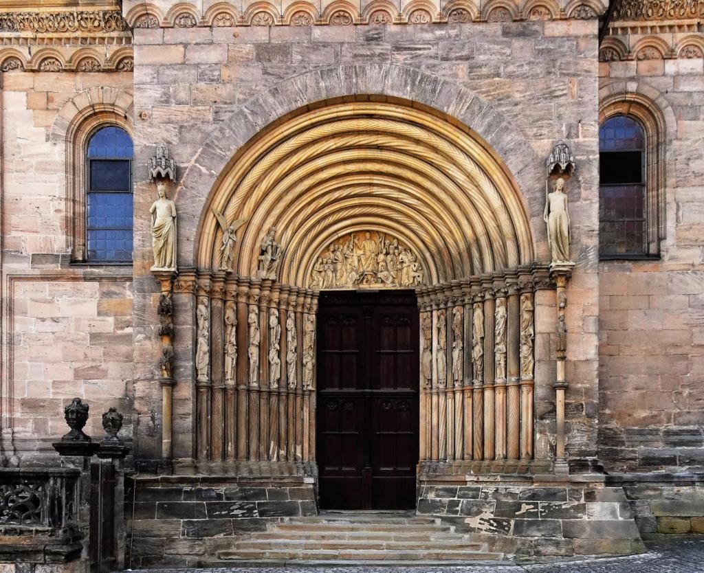 Bamberg: Dom Fürstenportal (2023)