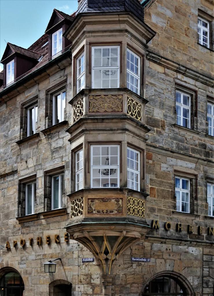 Bayreuth: Mohrenapotheke Erker (2023)