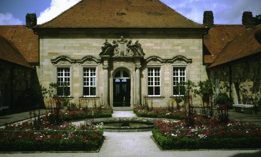 Eremitage: Altes Schloss Innenhof (1989)