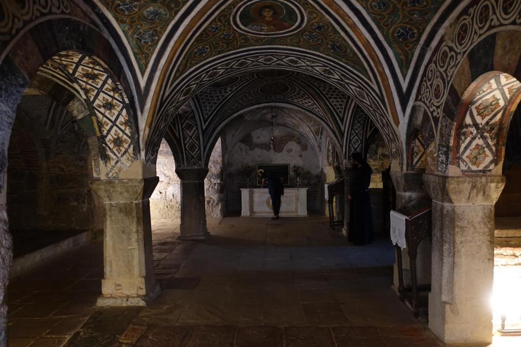 Hosios Lukas: Kloster Hauptkirche = Katholikon - Unterkirche (2023)