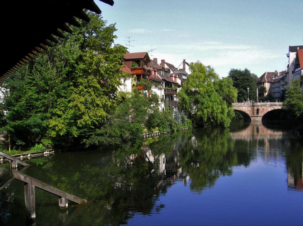Nürnberg: Blick vom Henkersteg zur Karlsbrücke (2007)