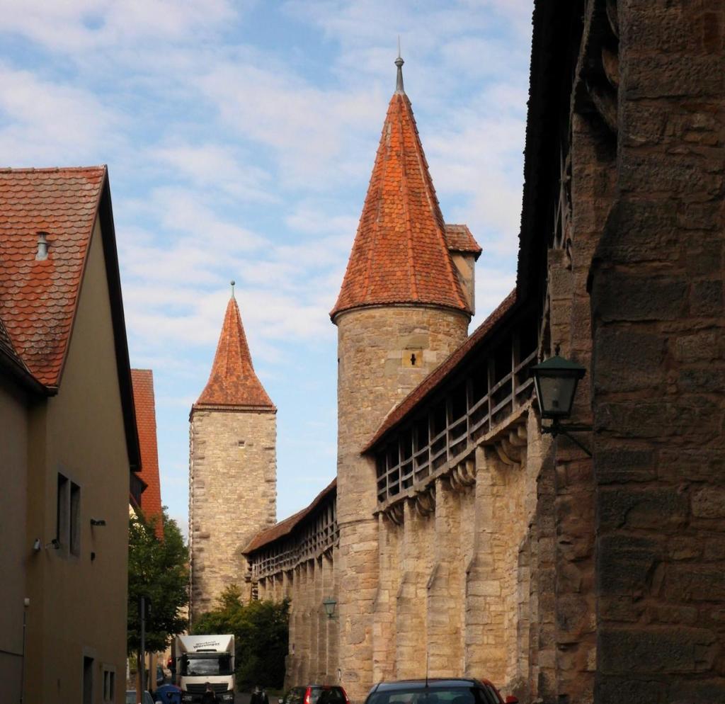 Rothenburg o. T.: Stadtmauer nördlich vom Rödertor (2016)