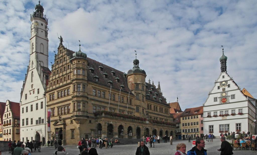 Rothenburg o. T.: Rathaus und Ratsherrentrinkstube (2016)