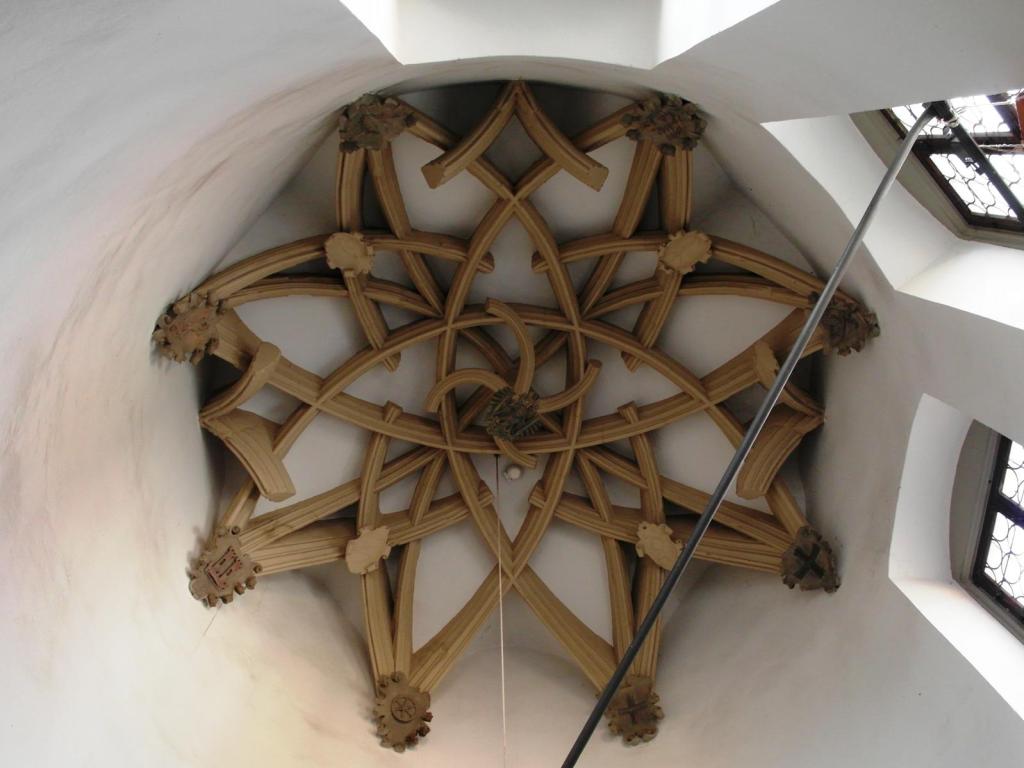 Rothenburg o. T.: Rathaus Gewölbe der Wendeltreppe (2016)