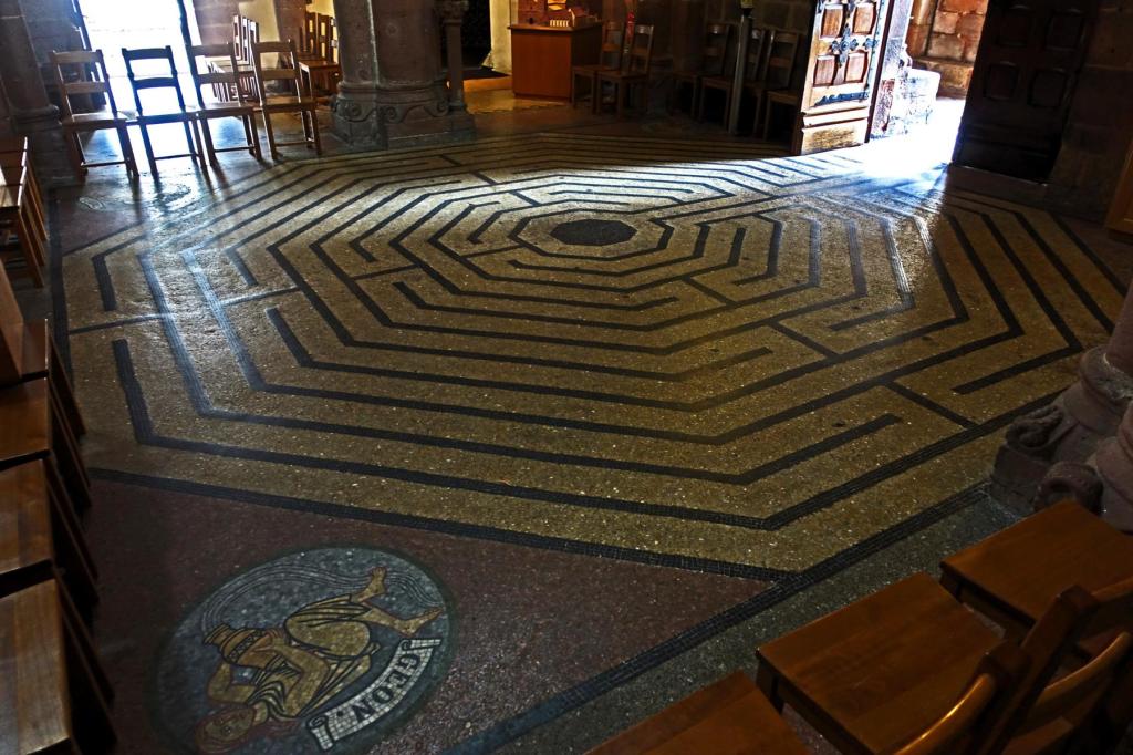 Schlettstadt [frz. Sélestat]: Fideskirche [frz. Ste-Foy] Labyrinth (2023)
