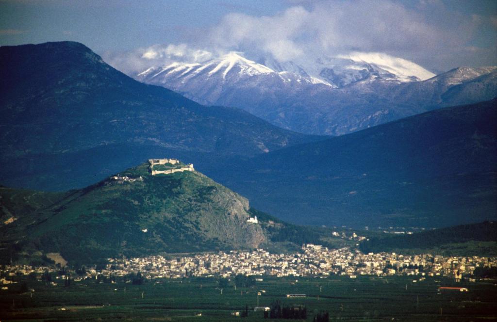 Argos [Blick von Nauplia] (1996)