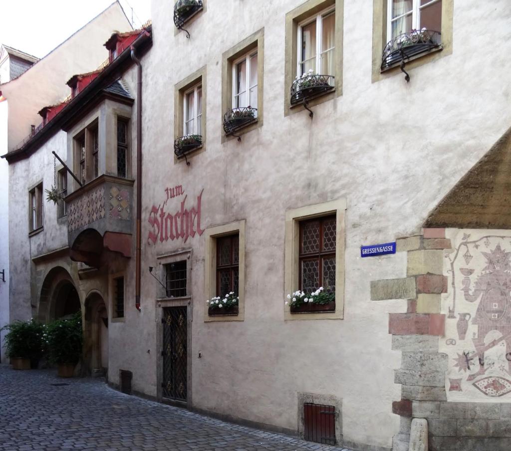 Würzburg: Hof zum Stachel (2022)