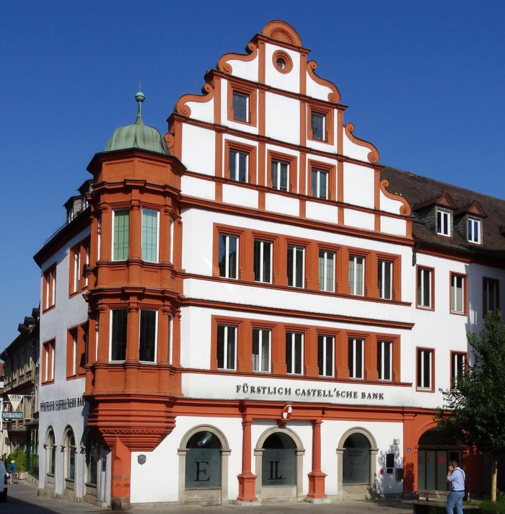 Würzburg: Hof Castell (2022)