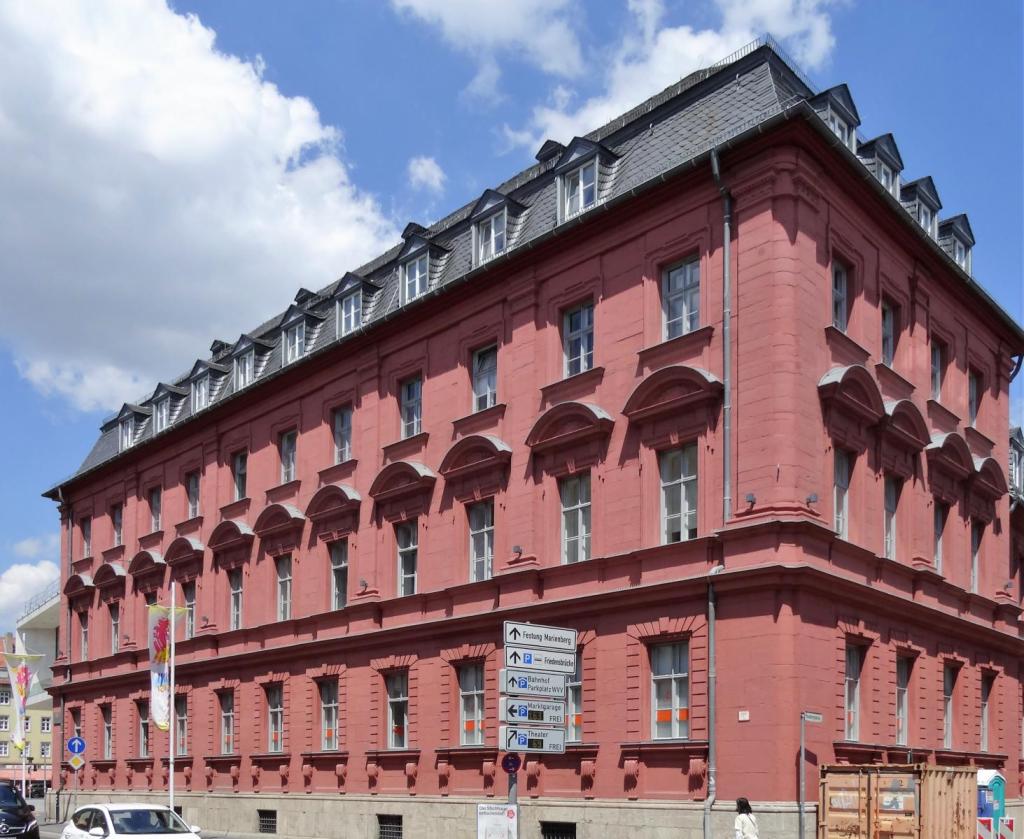 Würzburg: Roter Bau (2022)