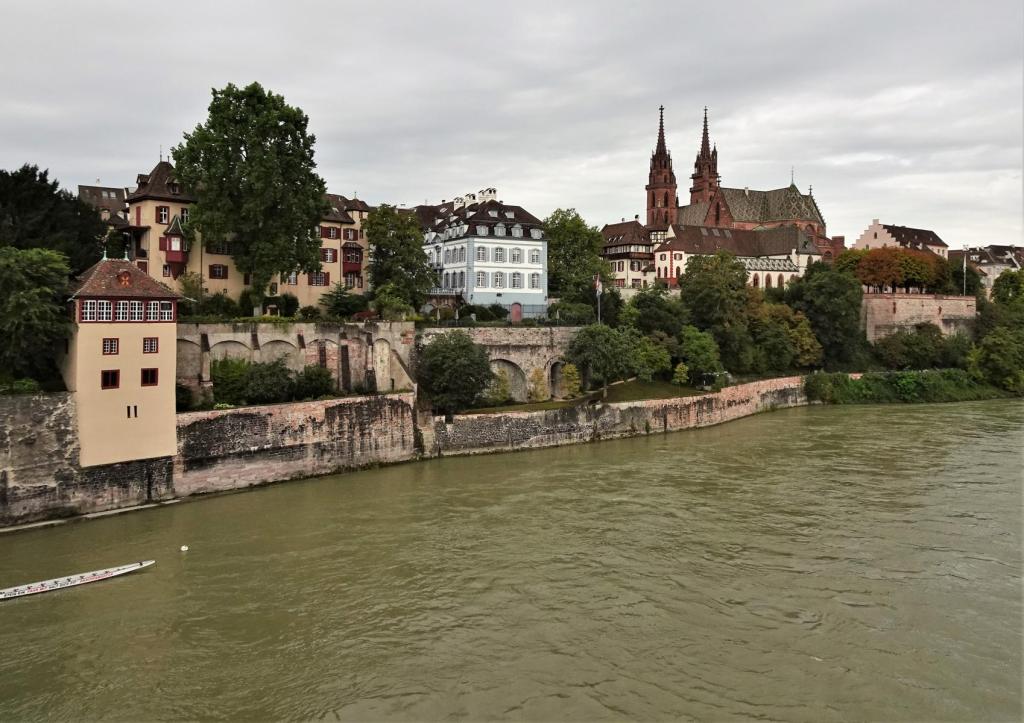 Basel: Blick von der Wettsteinbrücke (2023)