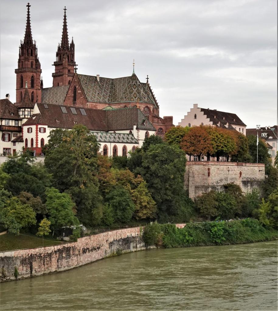 Basel: Blick von der Wettsteinbrücke zum Münster (2023)