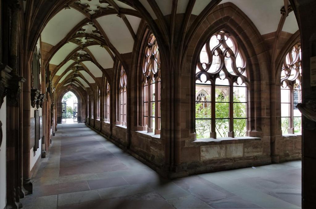 Basel: Münster Großer Kreuzgang (2023)