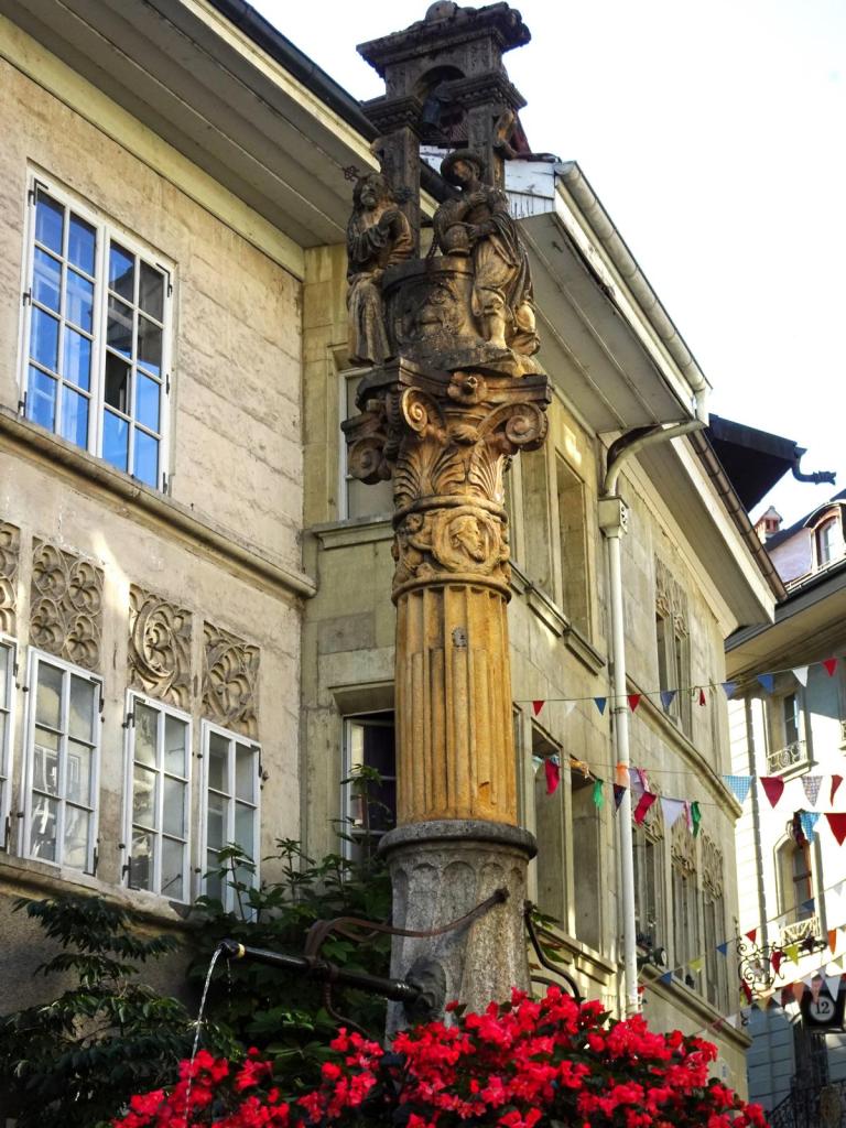 Freiburg [Fribourg]: Samariterbrunnen (2023)