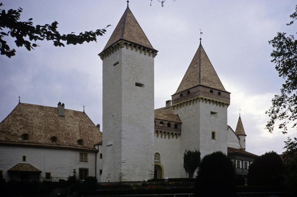La Sarraz: Burg (1989)