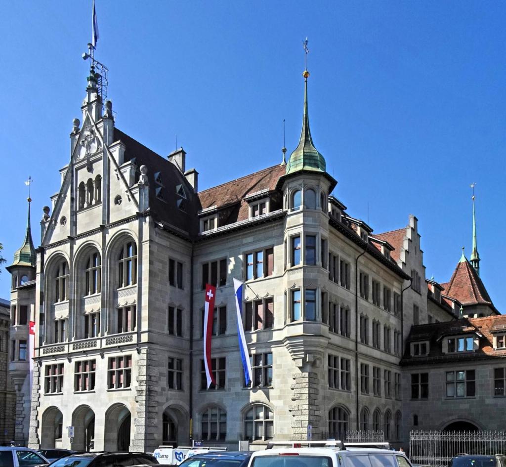 Zürich: Stadthaus (2023)