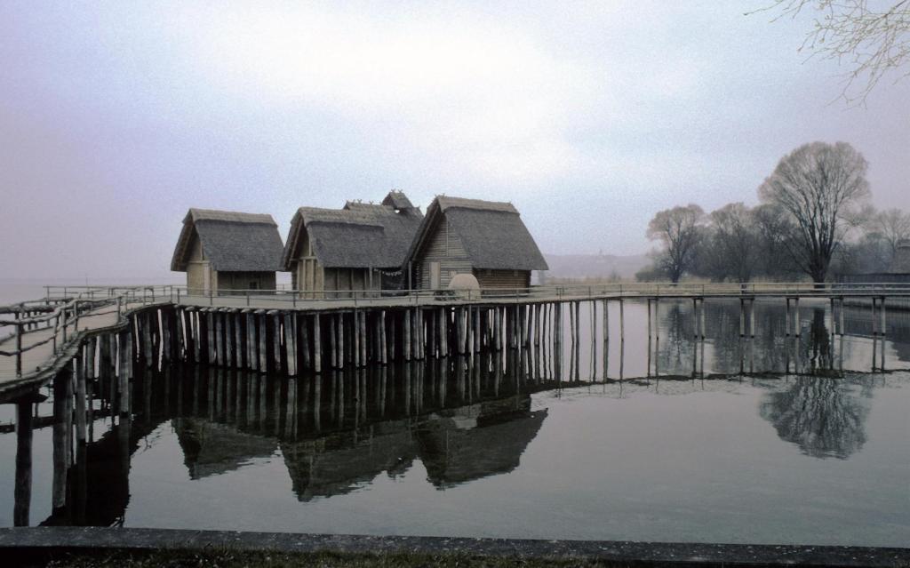 Unteruhldingen: Pfahlbauten (1979)