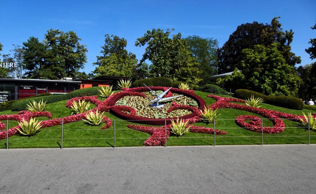 Genf: Blumenuhr (2023)