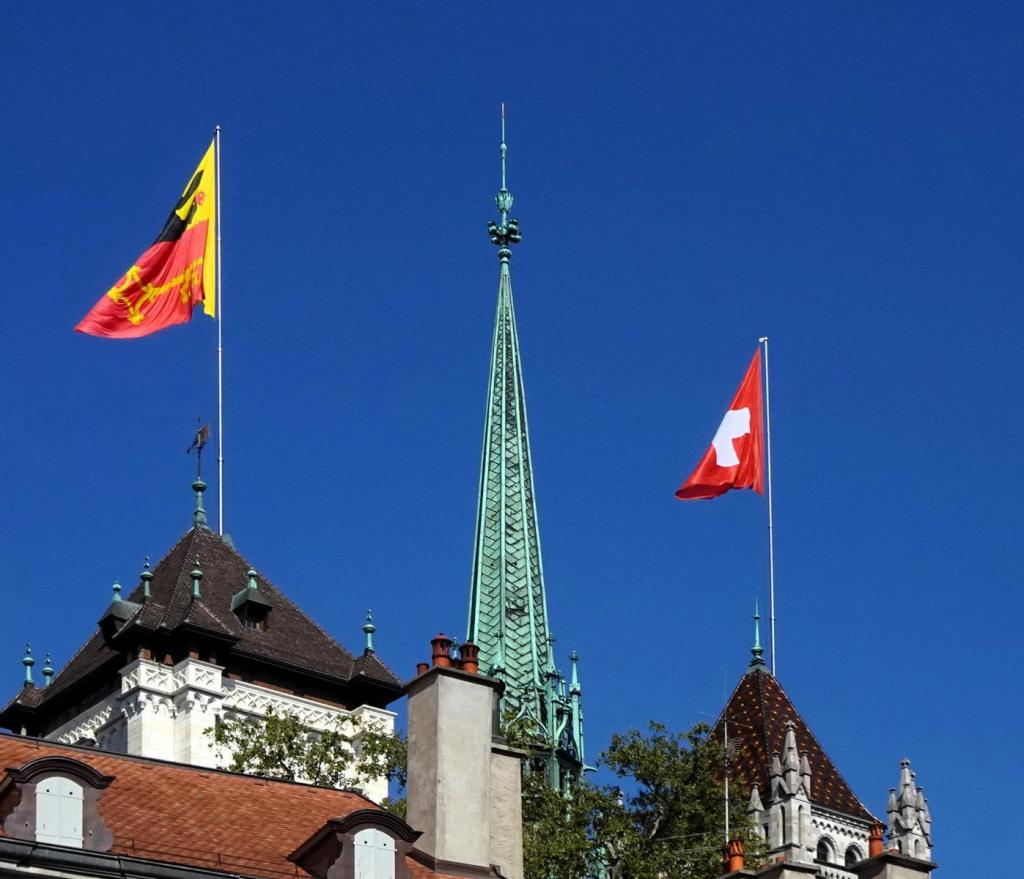 Genf: Kathedrale Türme (2023)