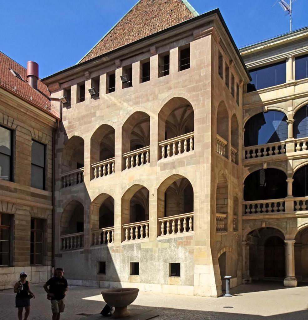 Genf: Rathaus Innenhof - Rampe (2023)