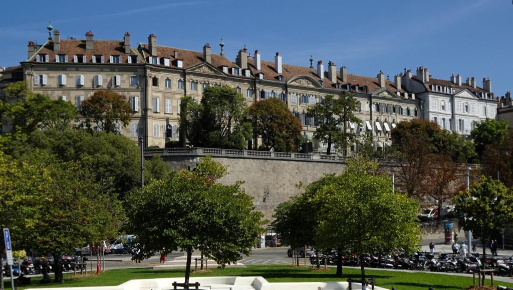 Genf: Neuer Platz = Place Neuve (2023)