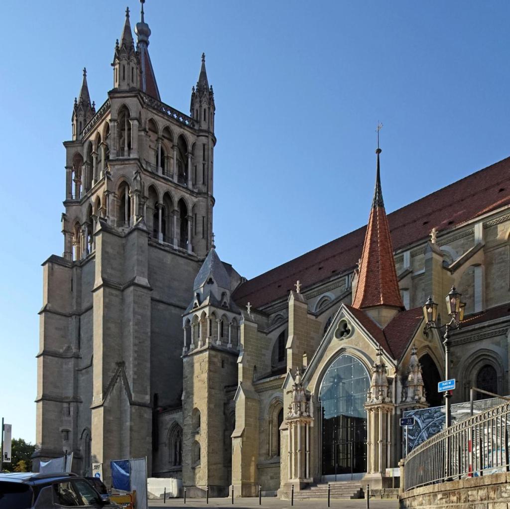 Lausanne: Kathedrale Südseite und Turm (2023)