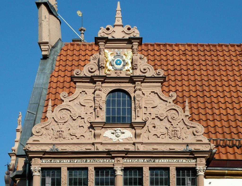 Lemgo: Ratsapotheke Giebel (2011)