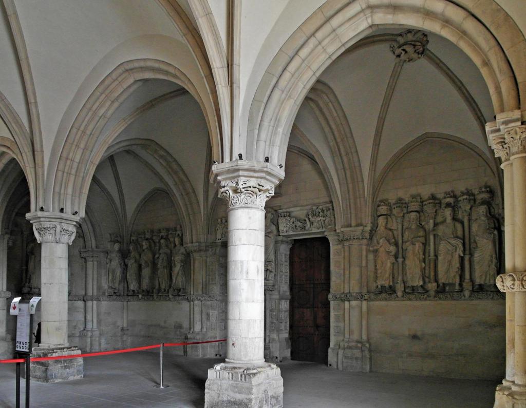 Münster: Dom Paradies (2020)