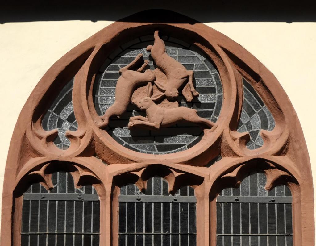 Paderborn: Dom Kreuzgang - Dreihasenfenster (2024)