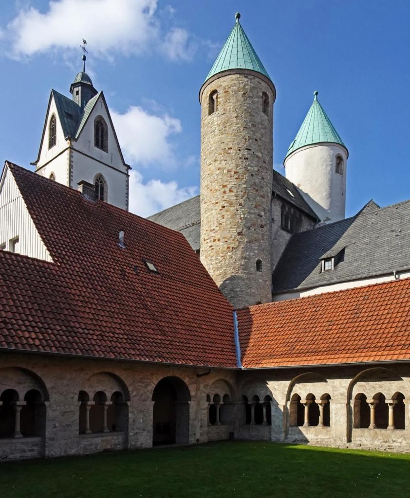 Paderborn: Busdorfkirche und Kreuzgang (2024)
