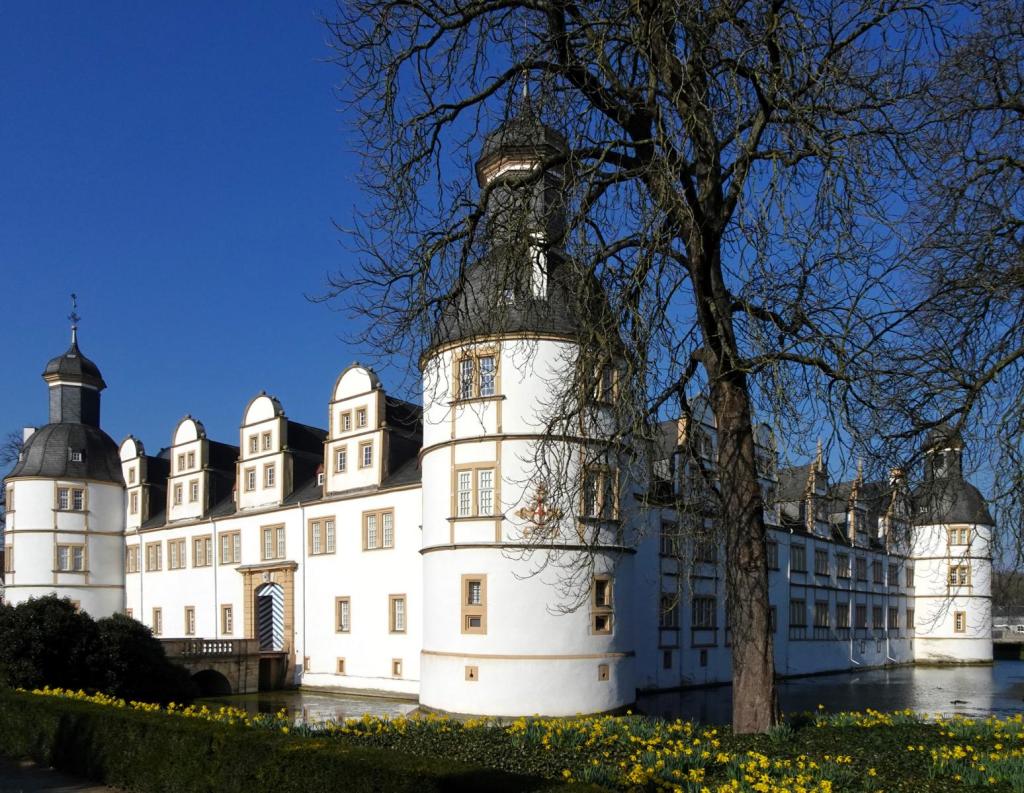 Paderborn: Schloss Neuhaus (2024)