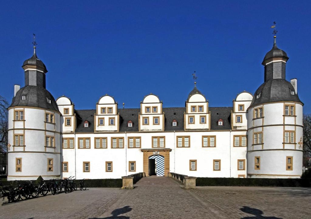 Paderborn: Schloss Neuhaus (2024)