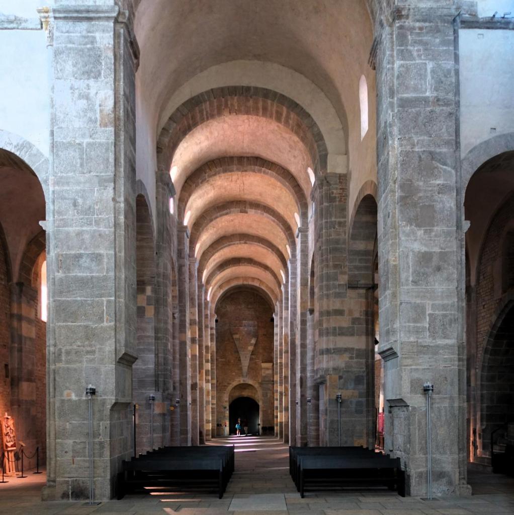 Peterlingen [Payerne]: Abteikirche nach Westen (2023)