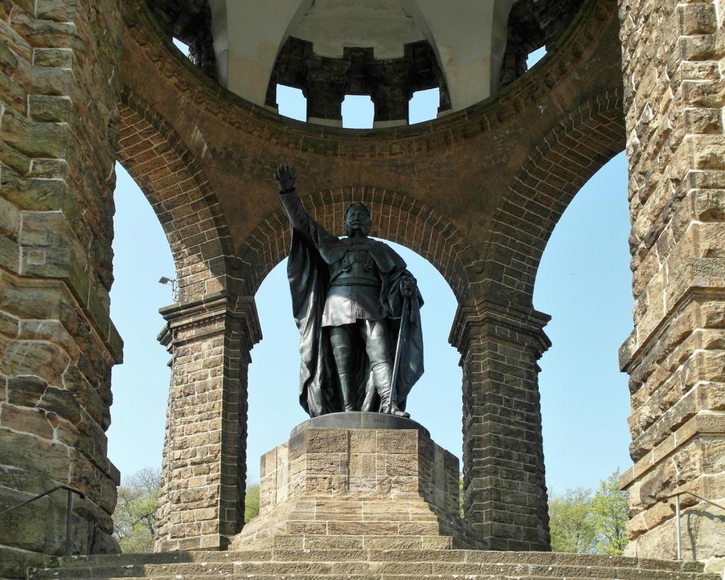 Porta Westfalica: Kaiser Wilhelm-Denkmal (2011)