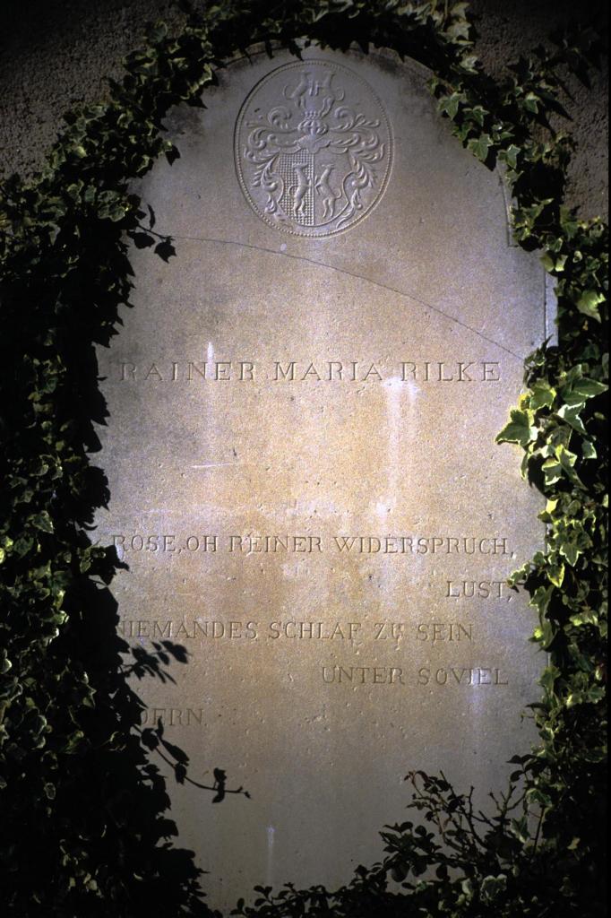Raron: Burgkirche Grab von Raiber Maria Rilke (1989)