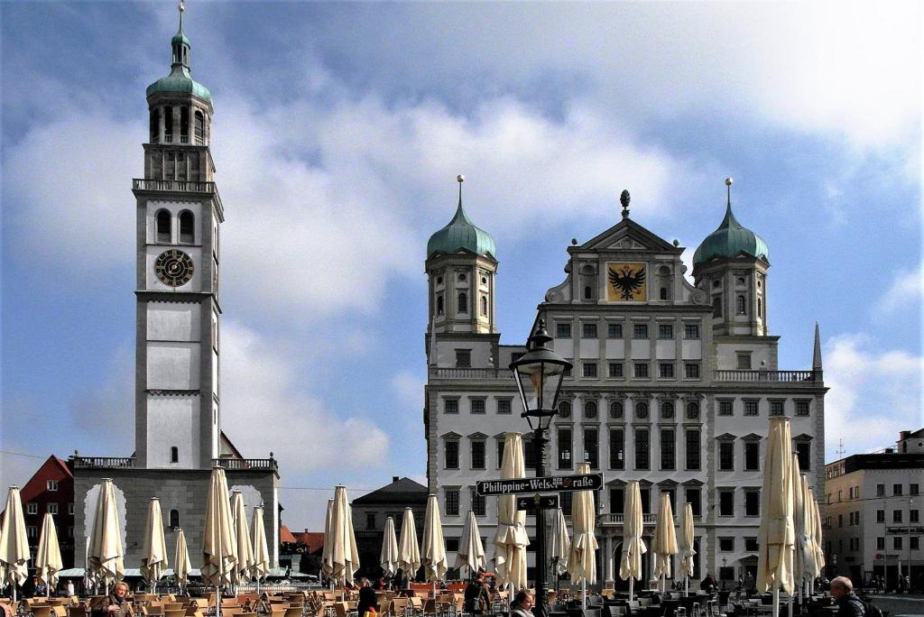 Augsburg: Perlachturm und Rathaus (2016)