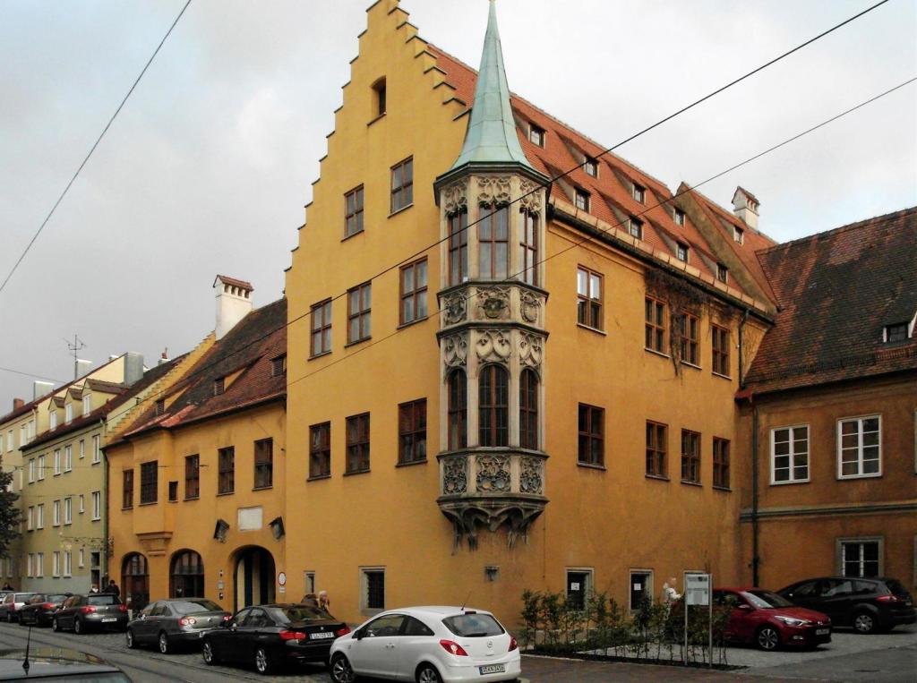 Augsburg: Fuggerei Außenansicht (2016)