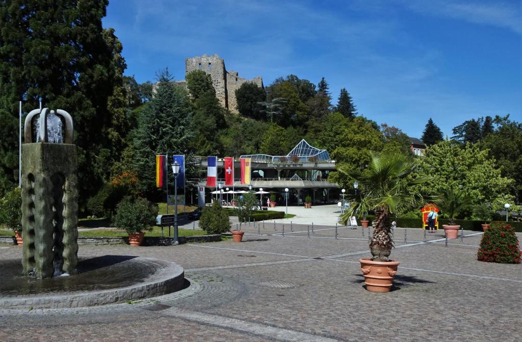 Badenweiler: Kurhaus und Burg Baden (2023)