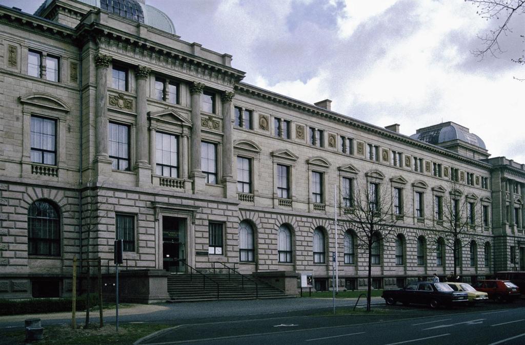 Braunschweig: Herzog Anton Ulrich-Museum (1990)