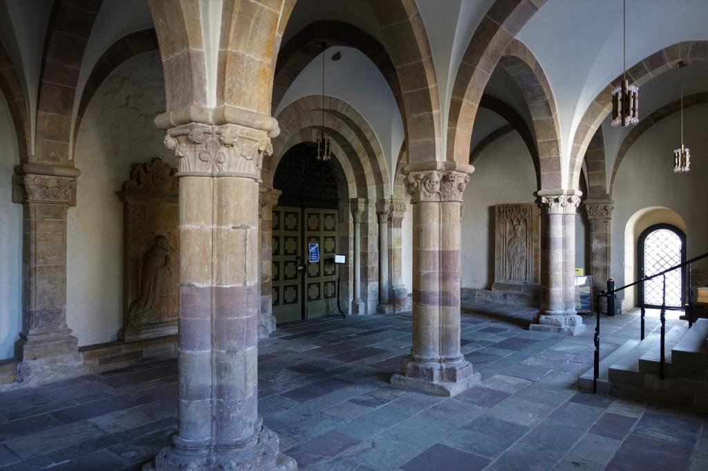 Fritzlar: Dom Paradies (2022)