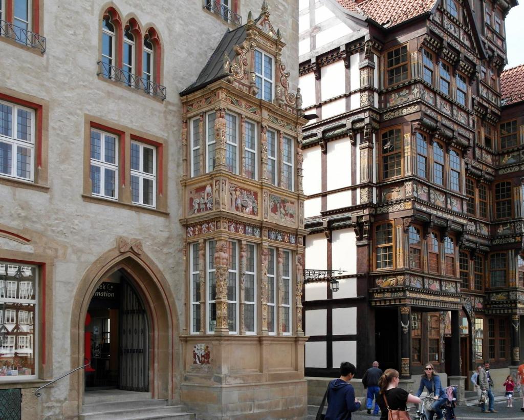 Hildesheim: Marktplatz - Tempelhaus und Wedekindhaus (2011)