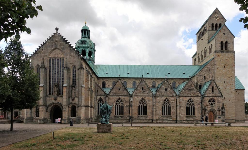 Hildesheim: Dom Nordseite (2022)