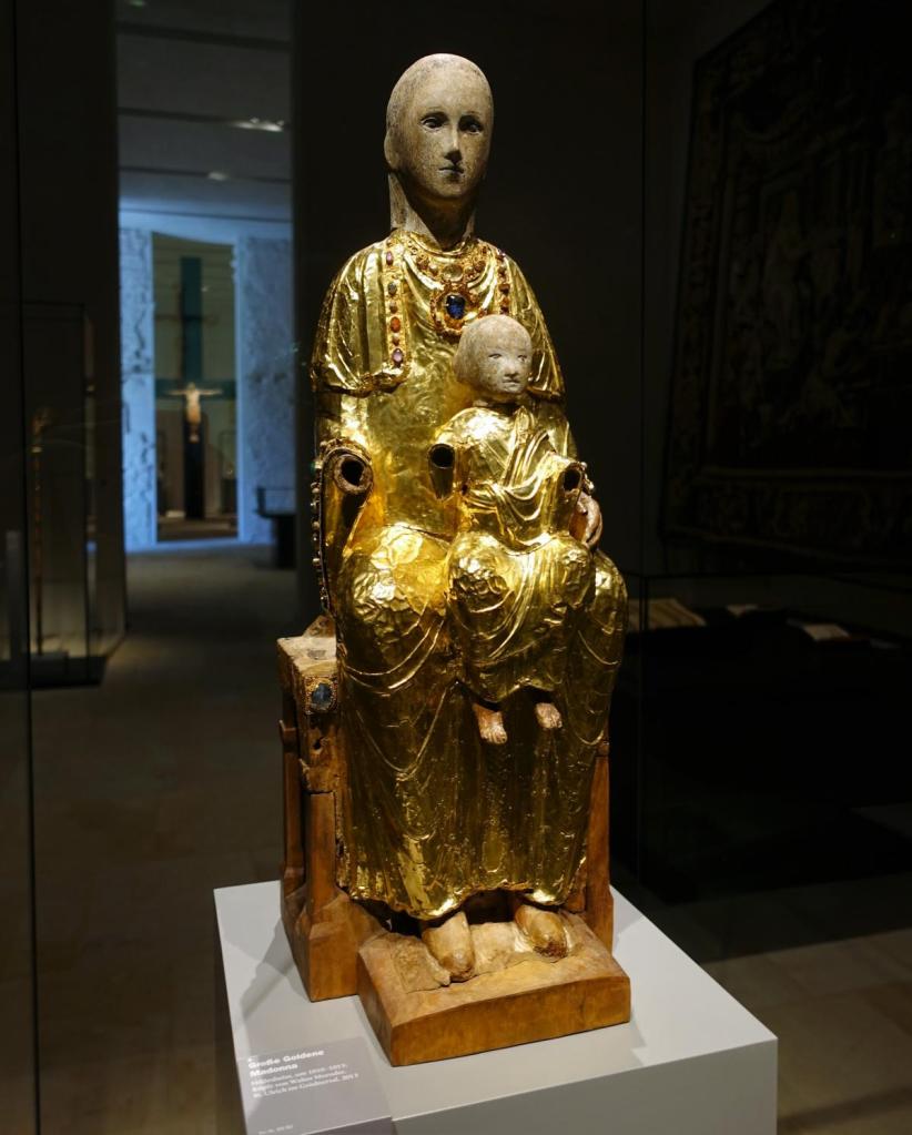 Hildesheim: Domschatz Große goldene Madonna (2022)